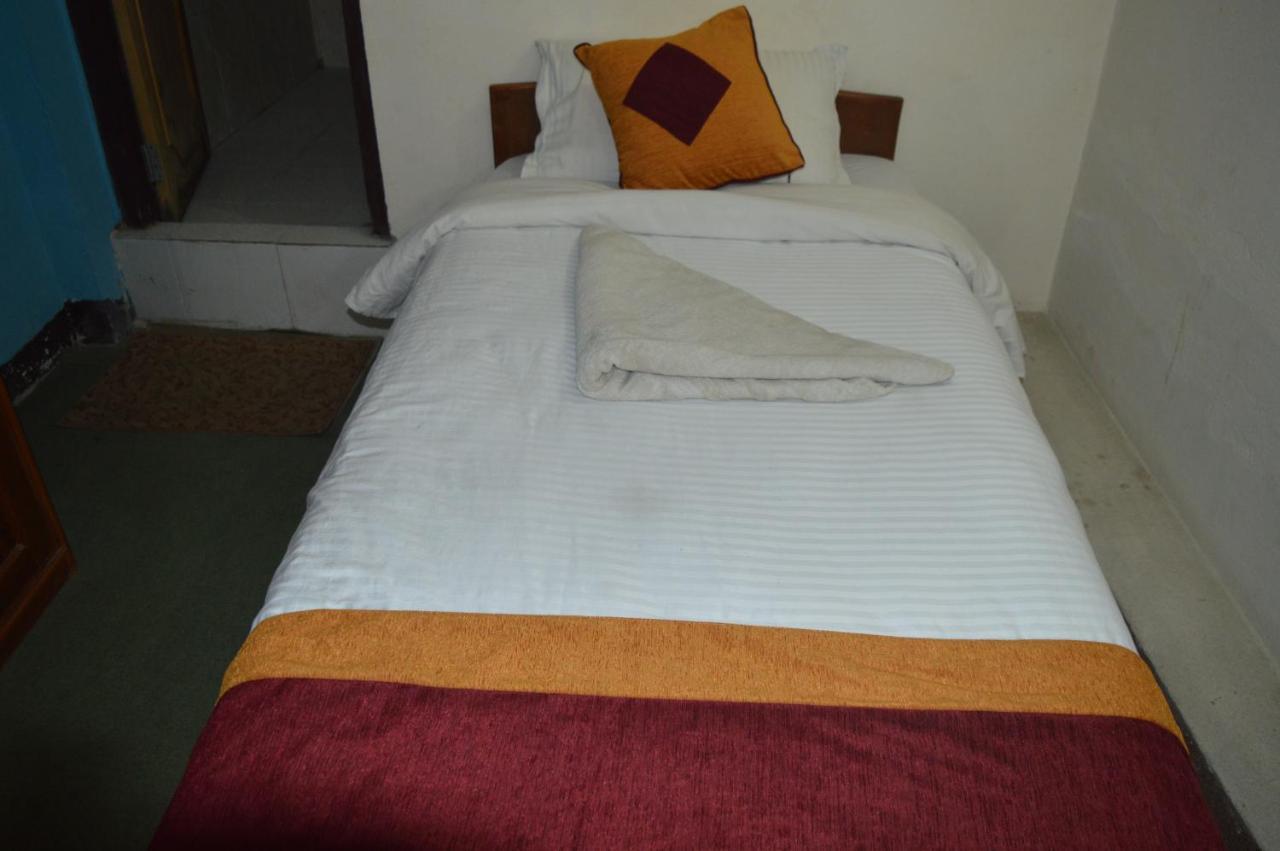Kings Land Hotel Kathmandu Exterior foto